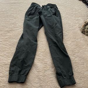 Under Armour Fitted/Elastic Khaki Joggers